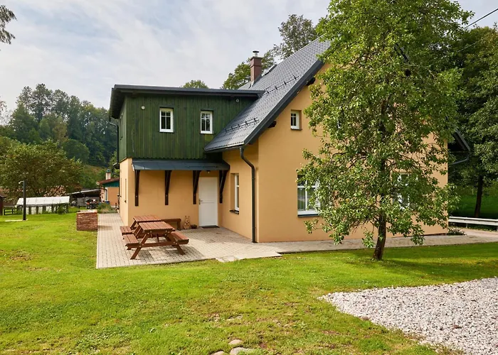 Meda By Interhome Lägenhet Bolkov